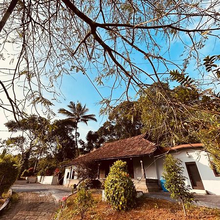 Вілла Silent House Kudayattur Екстер'єр фото